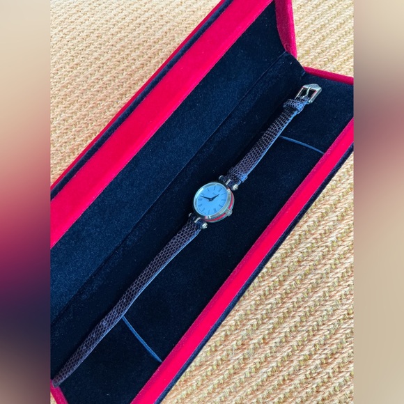 Ladies GUCCI SHERRY LINE watch❤️LOVELY💚❤️🧡 - Picture 2 of 12
